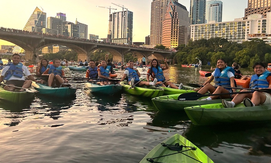 Image 6: Explore Lady Bird Lake with 2-Hour Paddleboard Rental for 1, 2 or 4