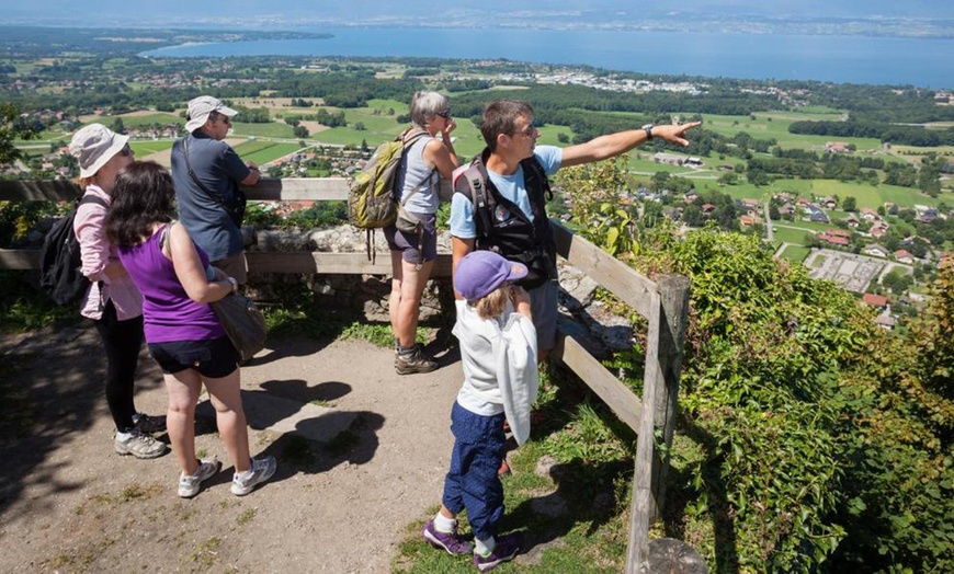 Image 2: Thonon-les-Bains : chambre double avec petit-déjeuner en option