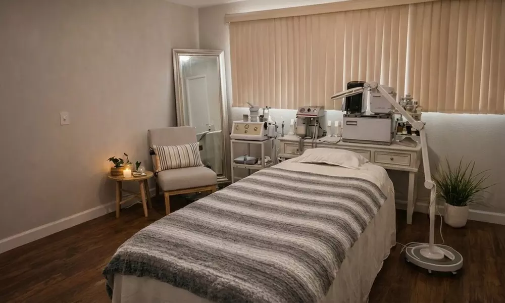 1–3 Ultimate Eye Brightening & Tightening Facial Treatments