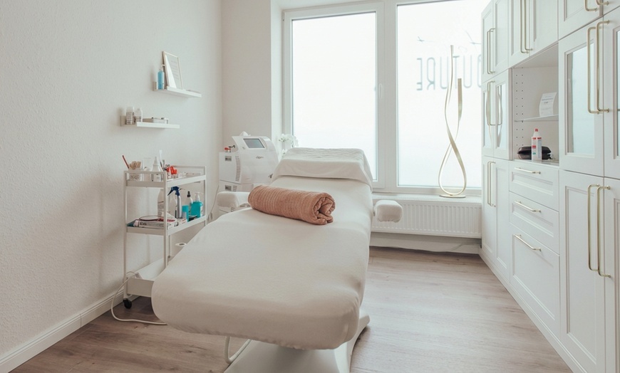 Image 4: Wimpern- und/oder Augenbrauen-Lifiting inkl. Färben für 1 Person