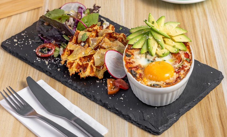 Image 2: Get $50 or $100 to Spend on Food and Drinks