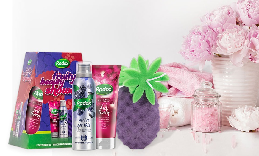 Image 2: Radox Fruity Beauty Gift Set