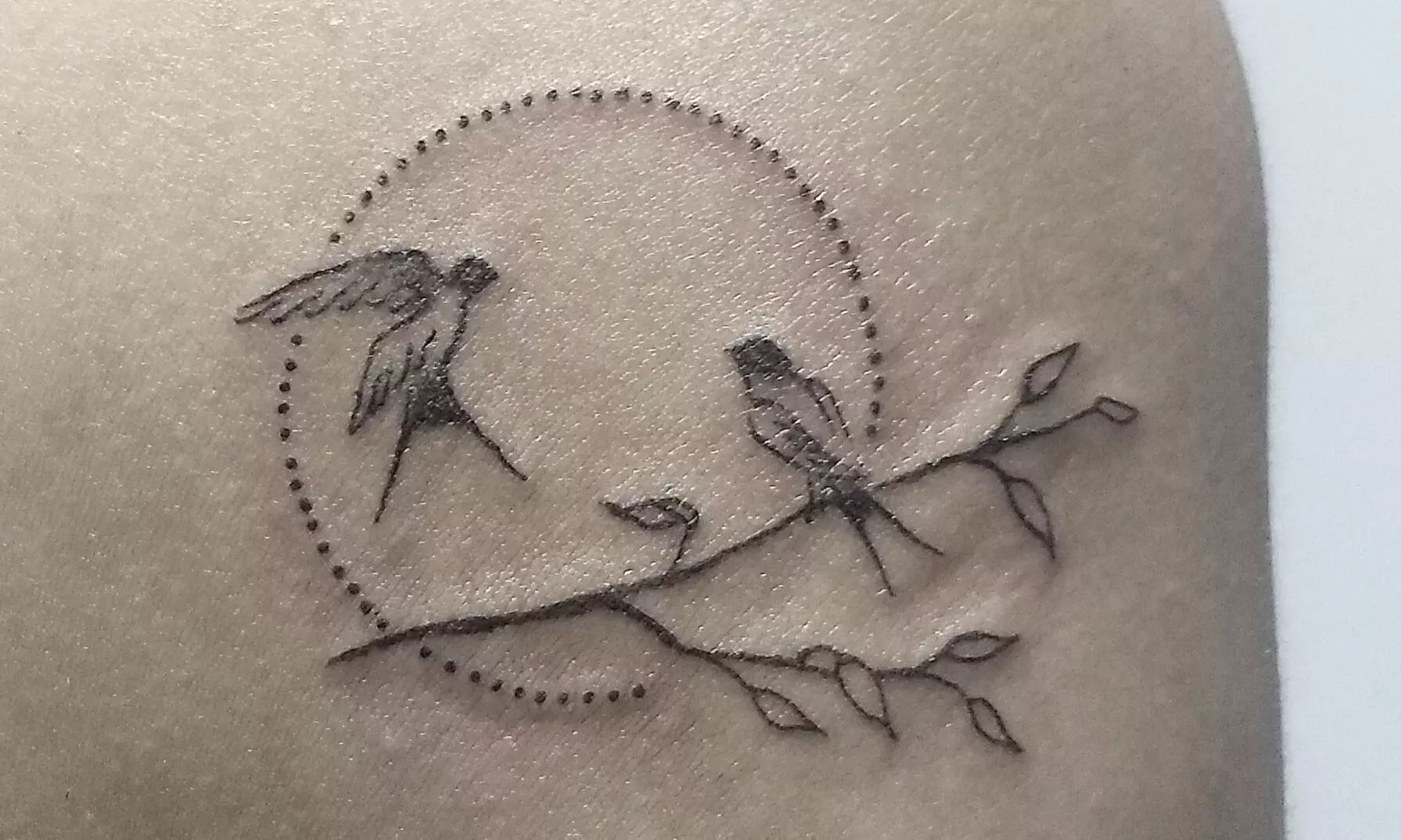 Wykonanie pełnego tatuażu w 5HT Tattoo Studio