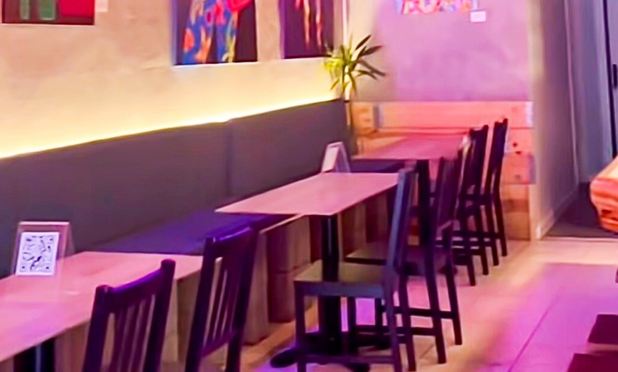 Image 11: ¡Date el gusto! Menú de cocina fusión completo para 2 o 4 personas