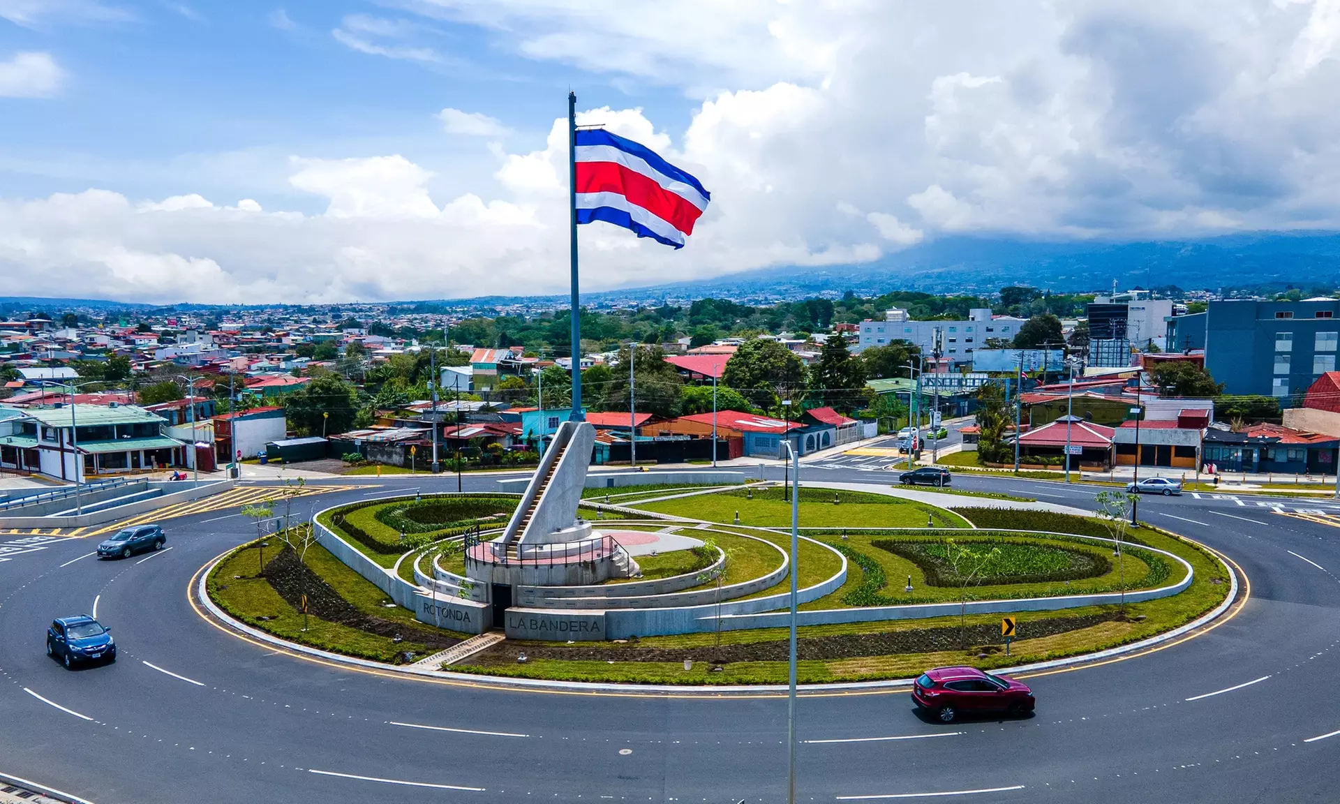 ✈ 12-Day Ultimate Costa Rica RoadTrip w/ Air, Hotel & Car from Worldee