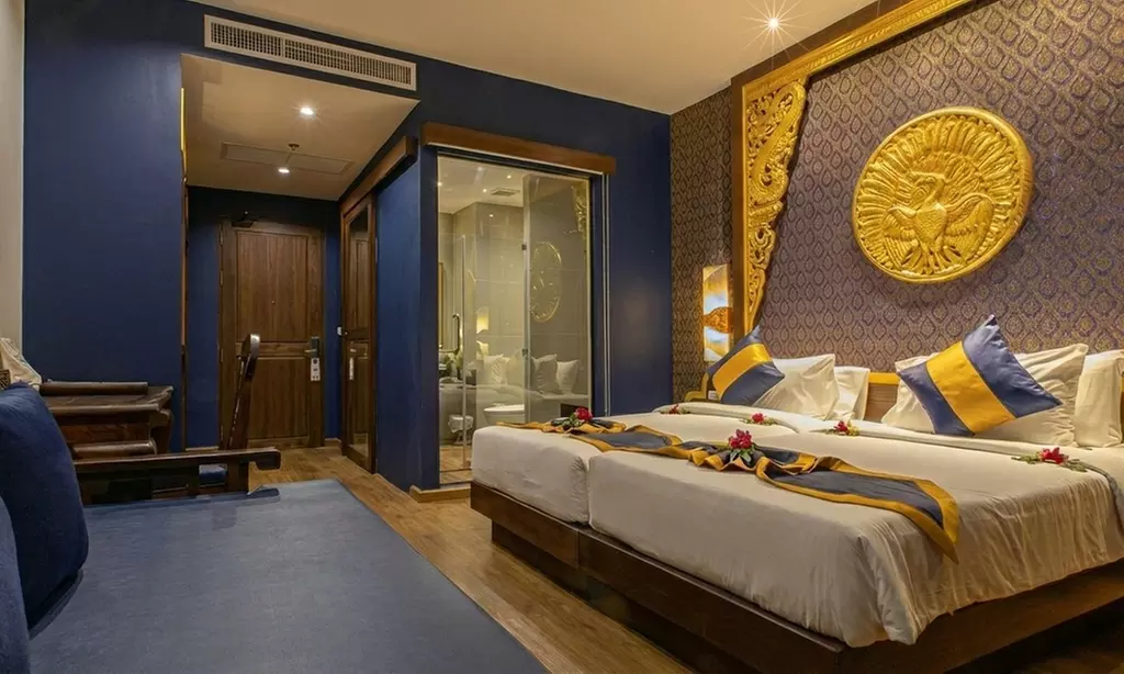 ✈︎ 10‑Night Thailand Island Escape with Flights