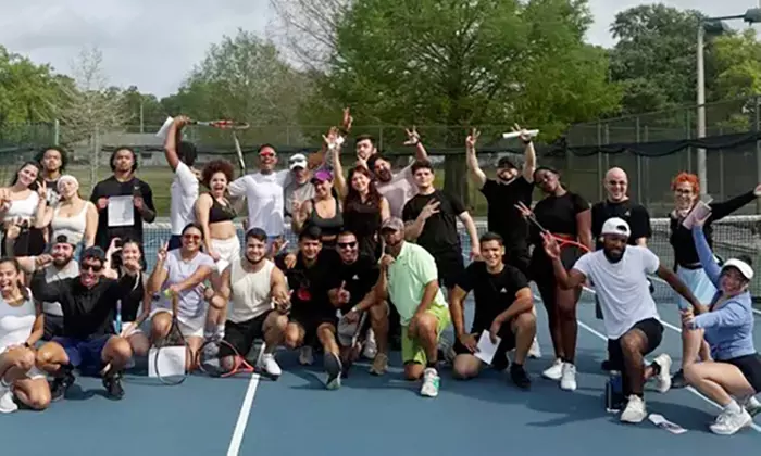 Enjoy with Six Weeks of Adult, Kids, or Family Tennis Lessons