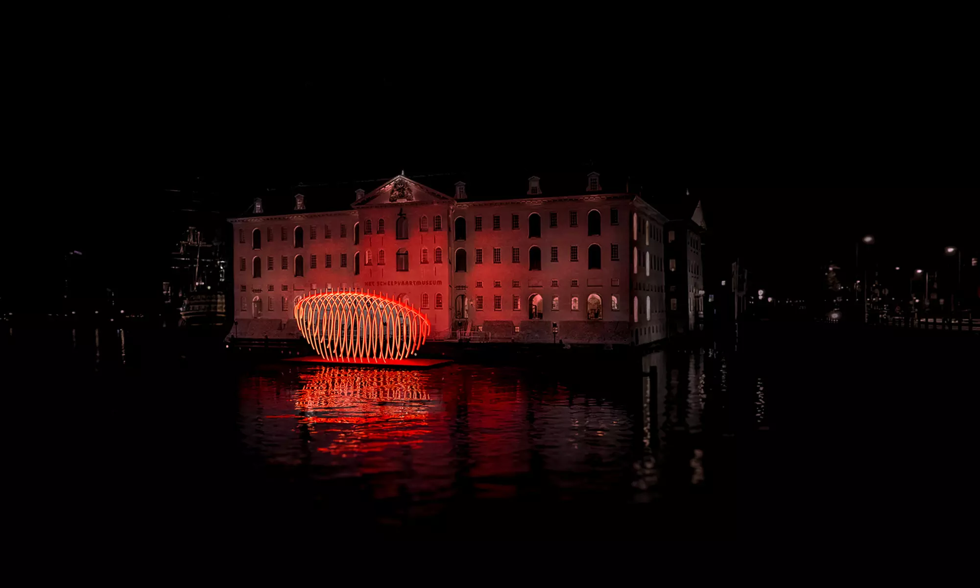 Beleef het Amsterdam Light Festival: rondvaart van 90 minuten door de grachten met live gids (tot 25% korting) - Image 6