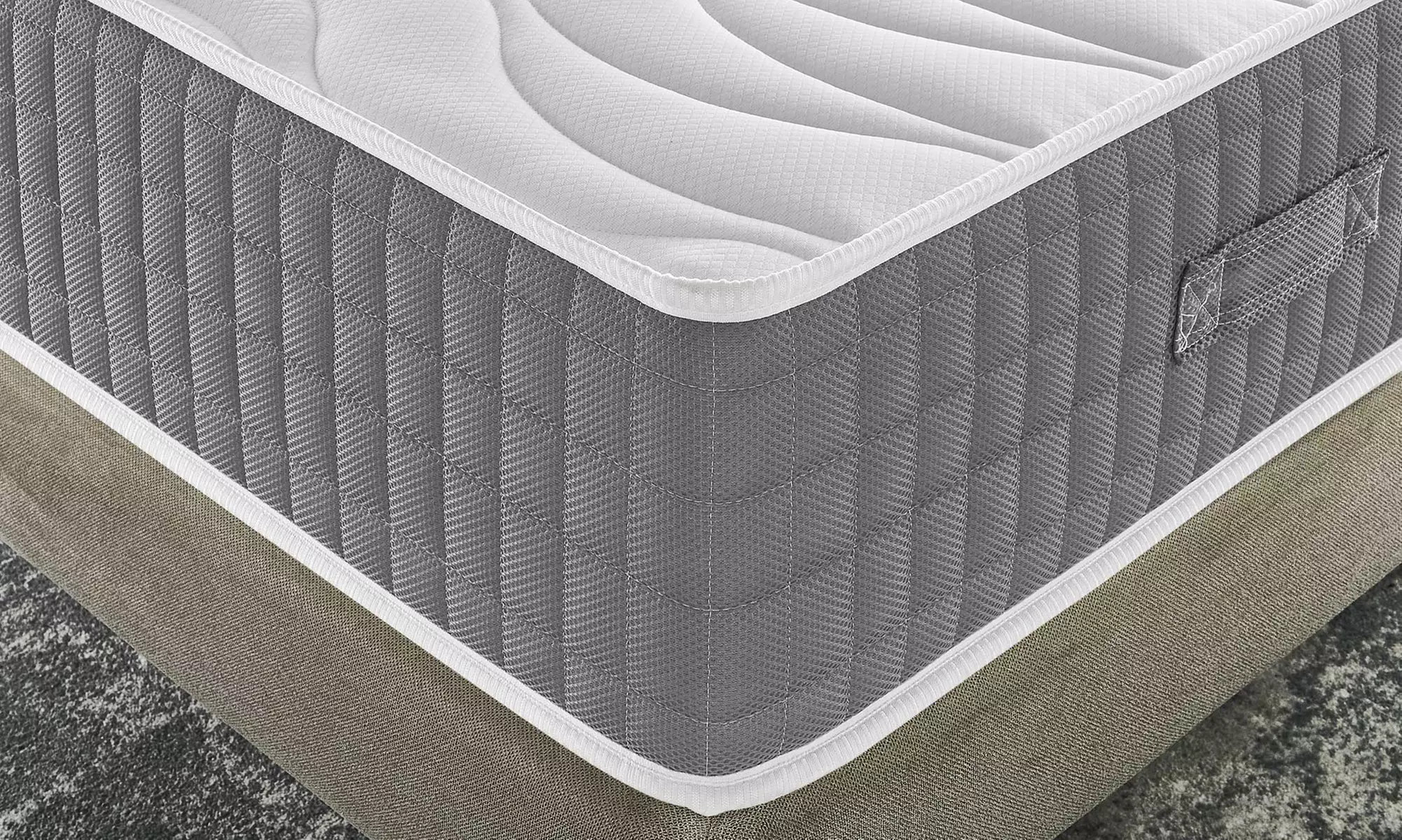Matelas à mémoire de forme avec base à ressorts indépendants Mentor