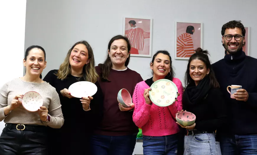 Image 21: Taller creativo de cerámica a elegir con bebida para 1, 2 o 4 personas