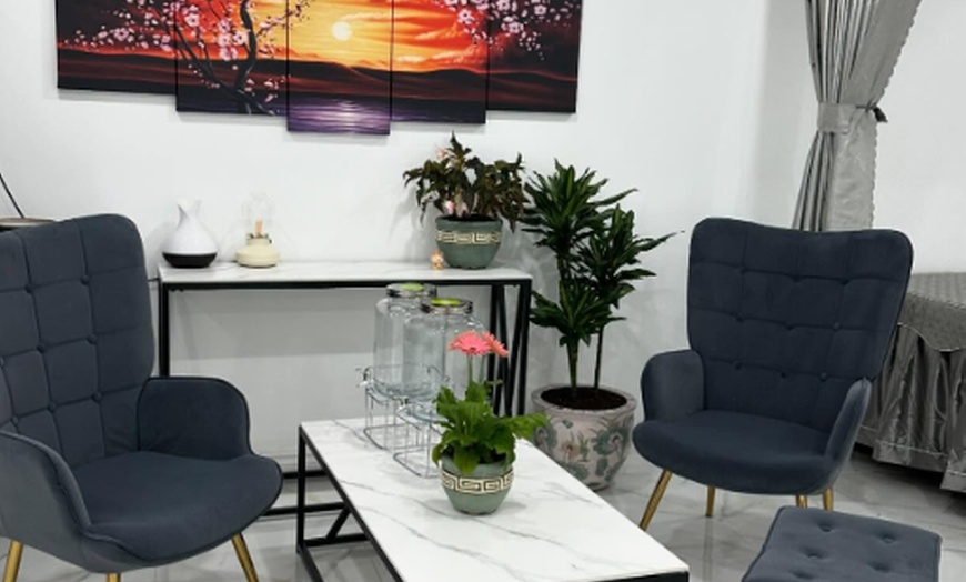 Image 4: Up to 47% Off on Pampering Head SPA Package  at Diva Nails Spa