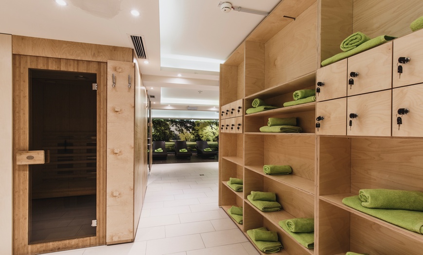 Image 3: Steiermark: 3 Nächte inkl. Frühstück, Therme & Escape-Room-Spiel