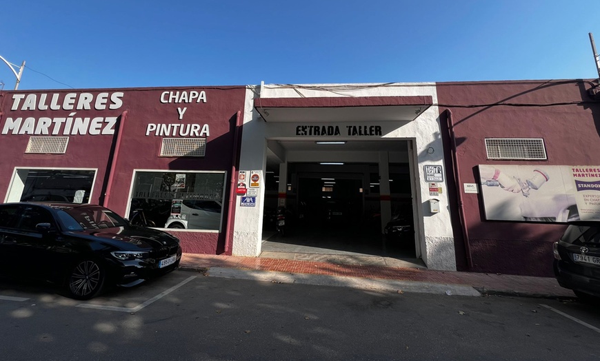 Image 2: Revisión pre-ITV con opción a cambio de aceite y de hasta 4 filtros 