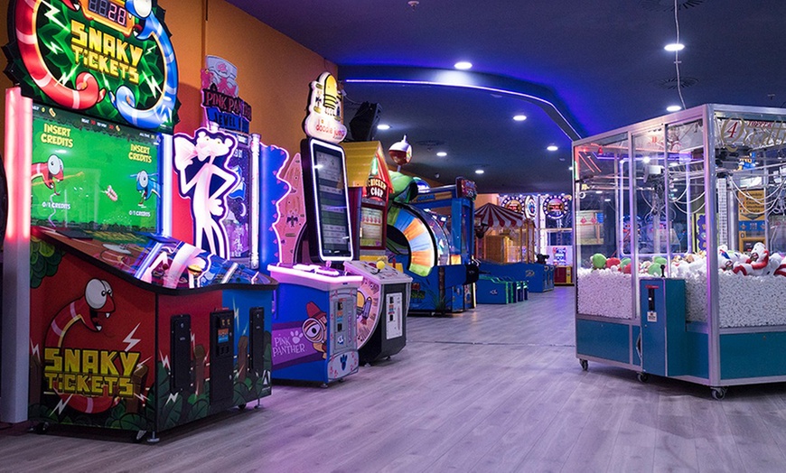 Image 8: 2 o 3 partidas de bolos con todo incluido en Bowling Tres Aguas