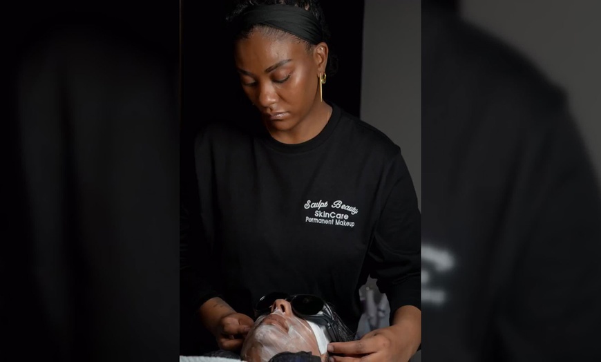 Image 2: One, Two or Three 45-Minute Scalp Massages