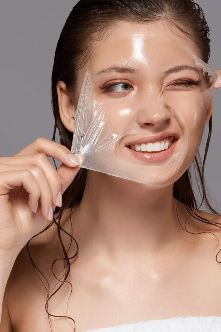 Up to 41% Off on Professional Chemical Peel at Lux clinic