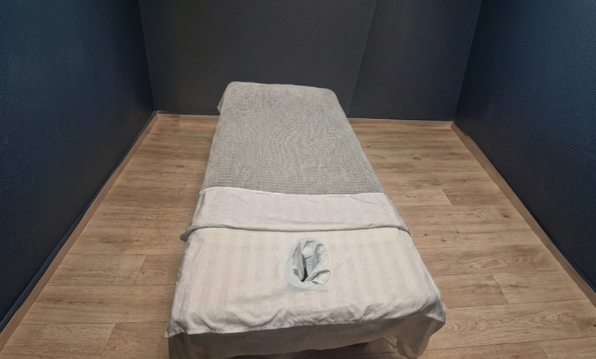 Image 9: 1, 2  or 3 60-Minute Therapeutic Massage with Essential Oil and More
