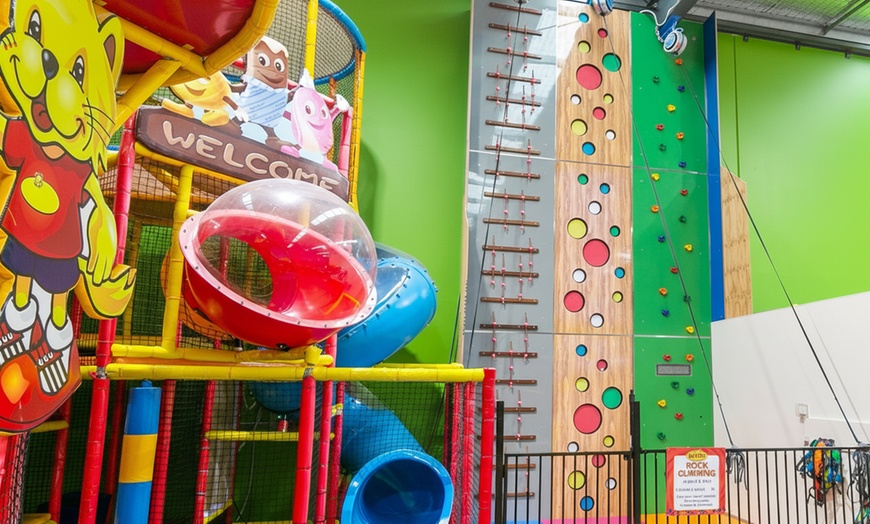 Image 6: Weekday/Weekend Junior(under 3 years) or Super Entry(3 years & over)