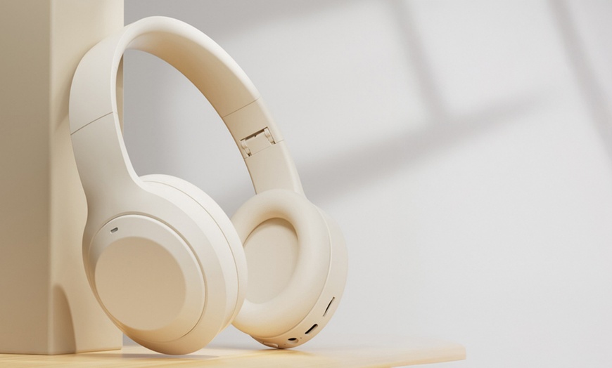 Image 4: Foldable Stereo Wireless Bluetooth Headset