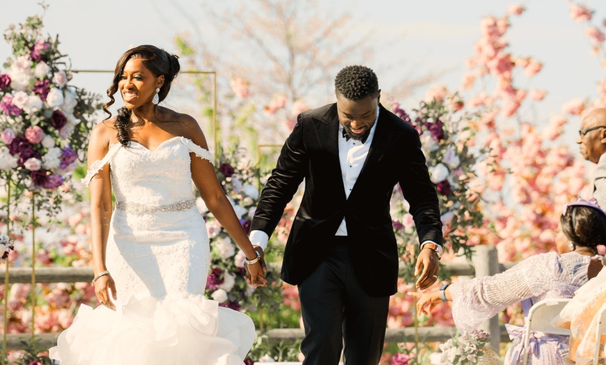 Image 3: 1-Hour Engagement Package / 4 or 8-Hour Wedding Photography Package