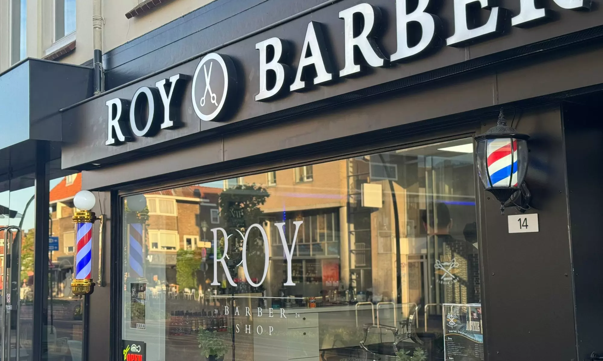 Strakker dan je datingprofiel: kies je behandeling bij ROY Barber in Zeist en pak nu tot 37% korting op jouw nieuwe look - Image 6