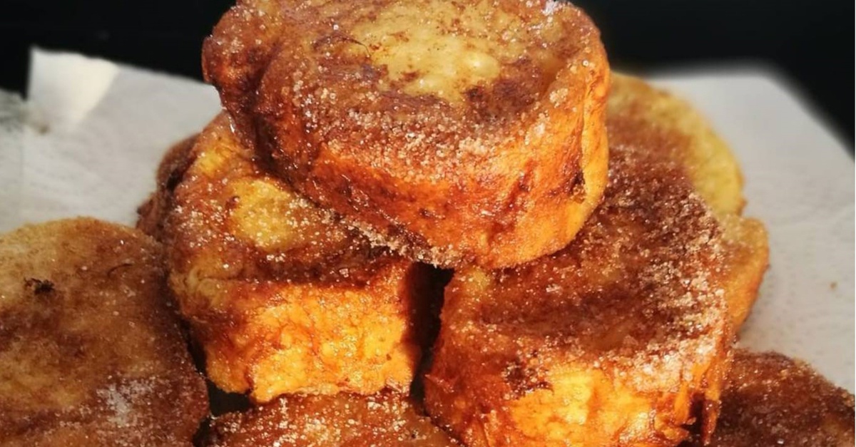 Porciones de tarta o torrijas de sabores a elegir en Alicante
