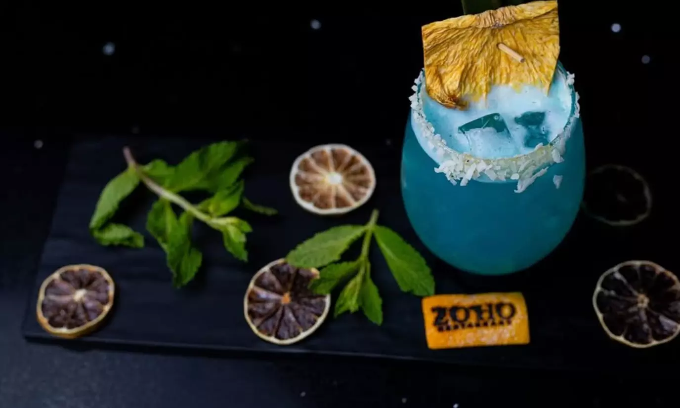 3-Course Dinner for 2 or 4 with Cocktails or $100 Dining Credit 