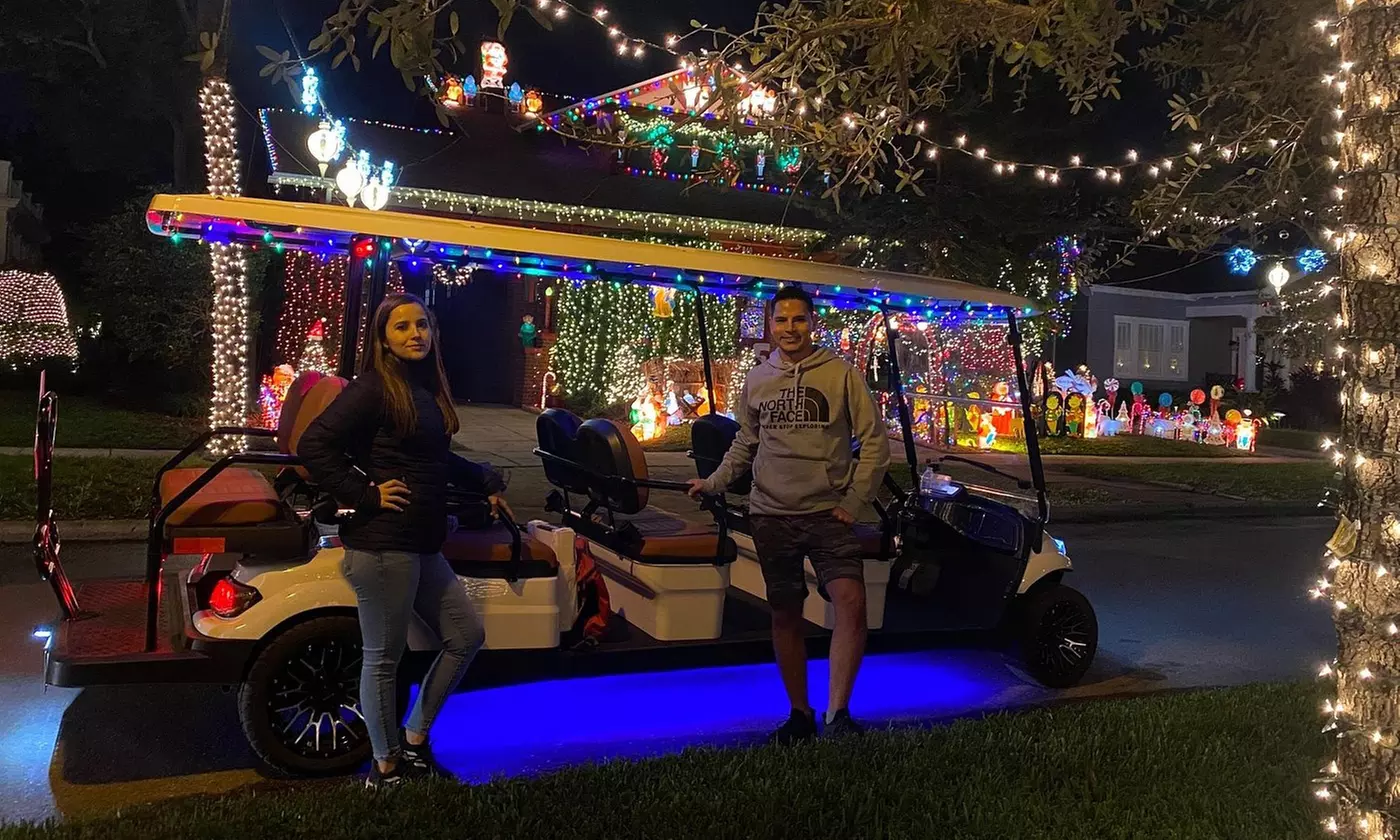 The 'Burg's Brightest: Deluxe Christmas Lights & Local Cart Tour!