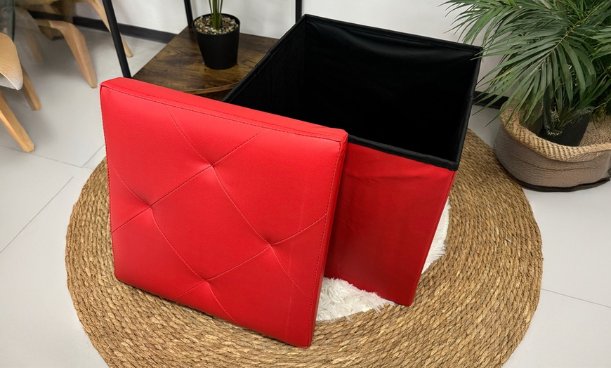 Image 9: Pouf carré en simili cuir avec espace de rangement
