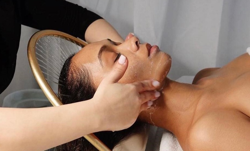 Image 1: Head spa avec Chloe Nails and Beauté à Paris