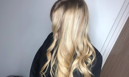 Traitement capillaire revitalisant sur toutes longueurs de cheveux