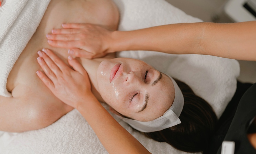 Image 1: Mother's Day Mini Package (30 Minutes) or Luxe Package (60 Minutes)