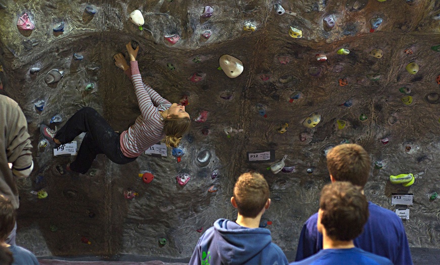 Image 2: Kid's Indoor Climbing Session