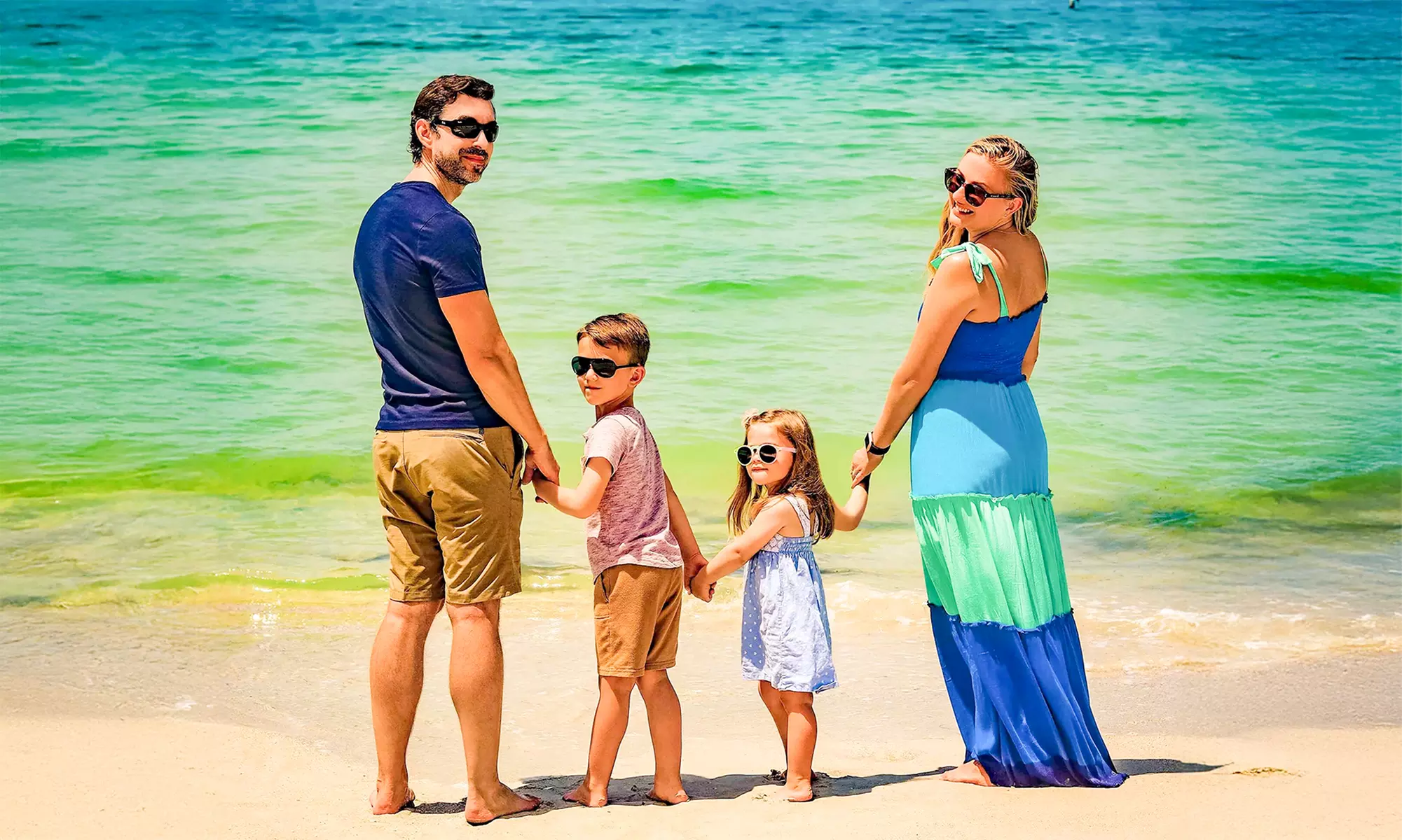 Enjoy 30-Min ''Beach Portraits Express" or 60-Min ''Bronze Package''