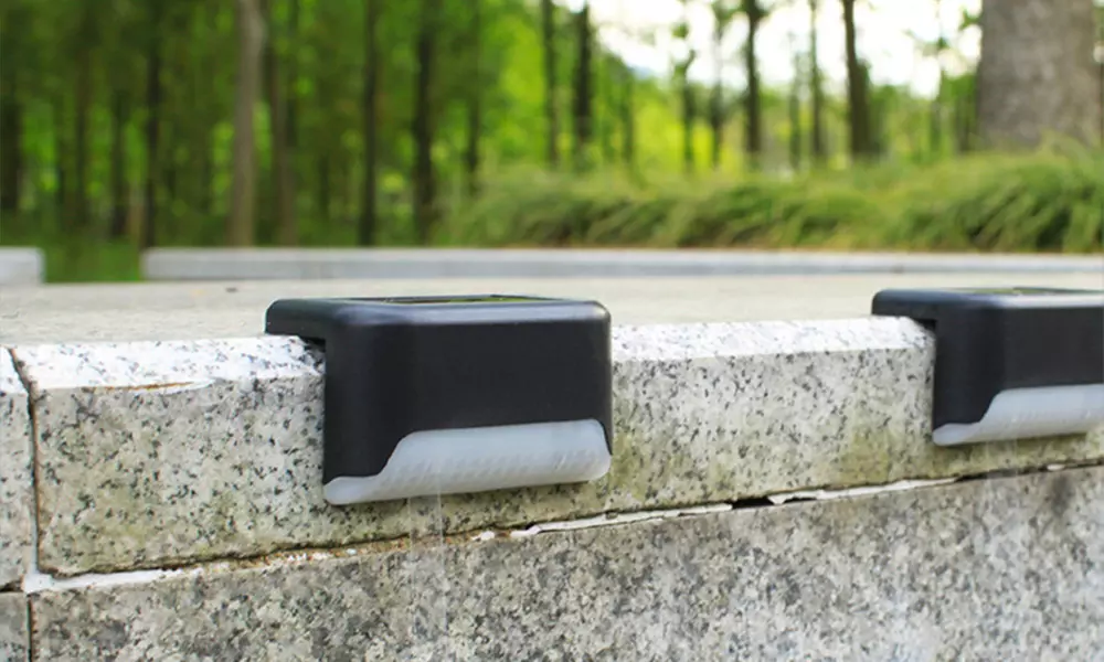 Outdoor Solar Deck Lights x4, x8 Options