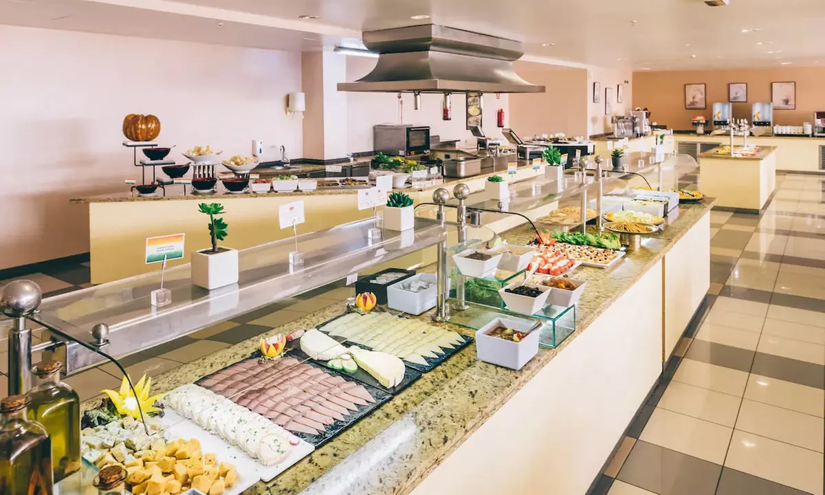 Daypass con almuerzo, bebidas ilimitadas y opción a cama balinesa