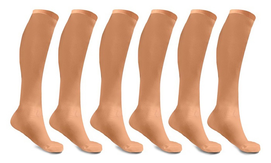 Image 15: 3-6 Pairs Knee-High Solid Compression Socks for Men & Women Graduated 15-20 mmHg