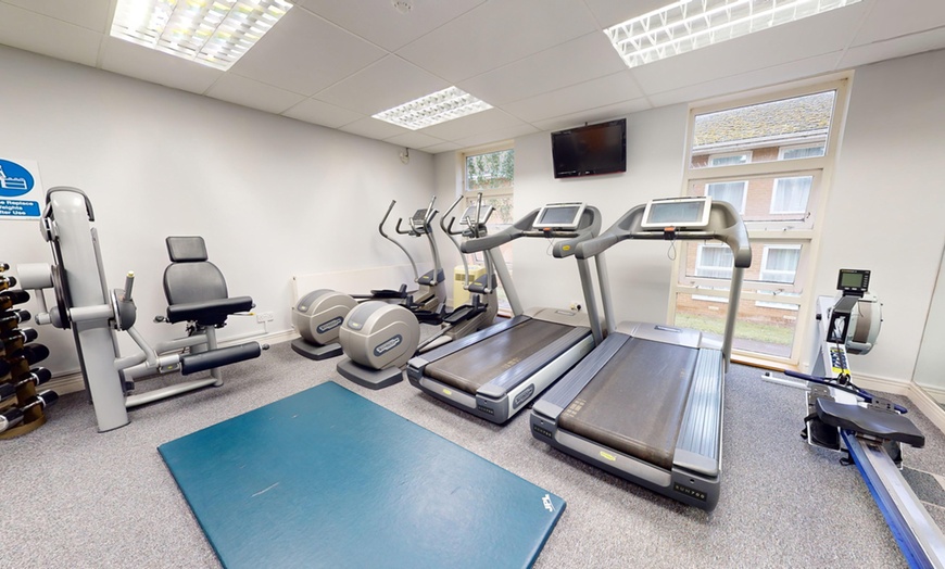 Image 10: Northamptonshire: Double or Superior Double Room with Breakfast & More