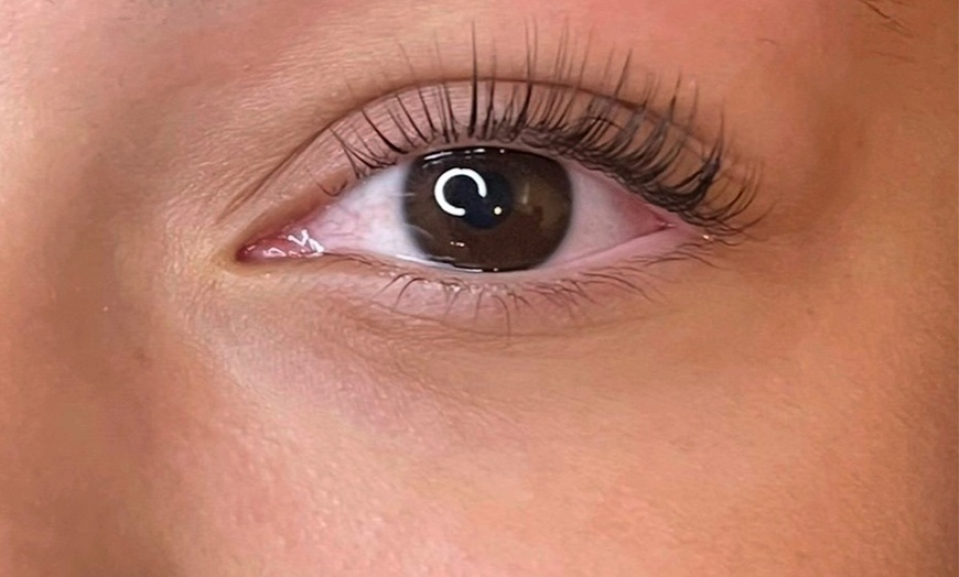 Image 3: Enjoy One Eyelash Lift Treatment & Optional Eyelash Tinting Session
