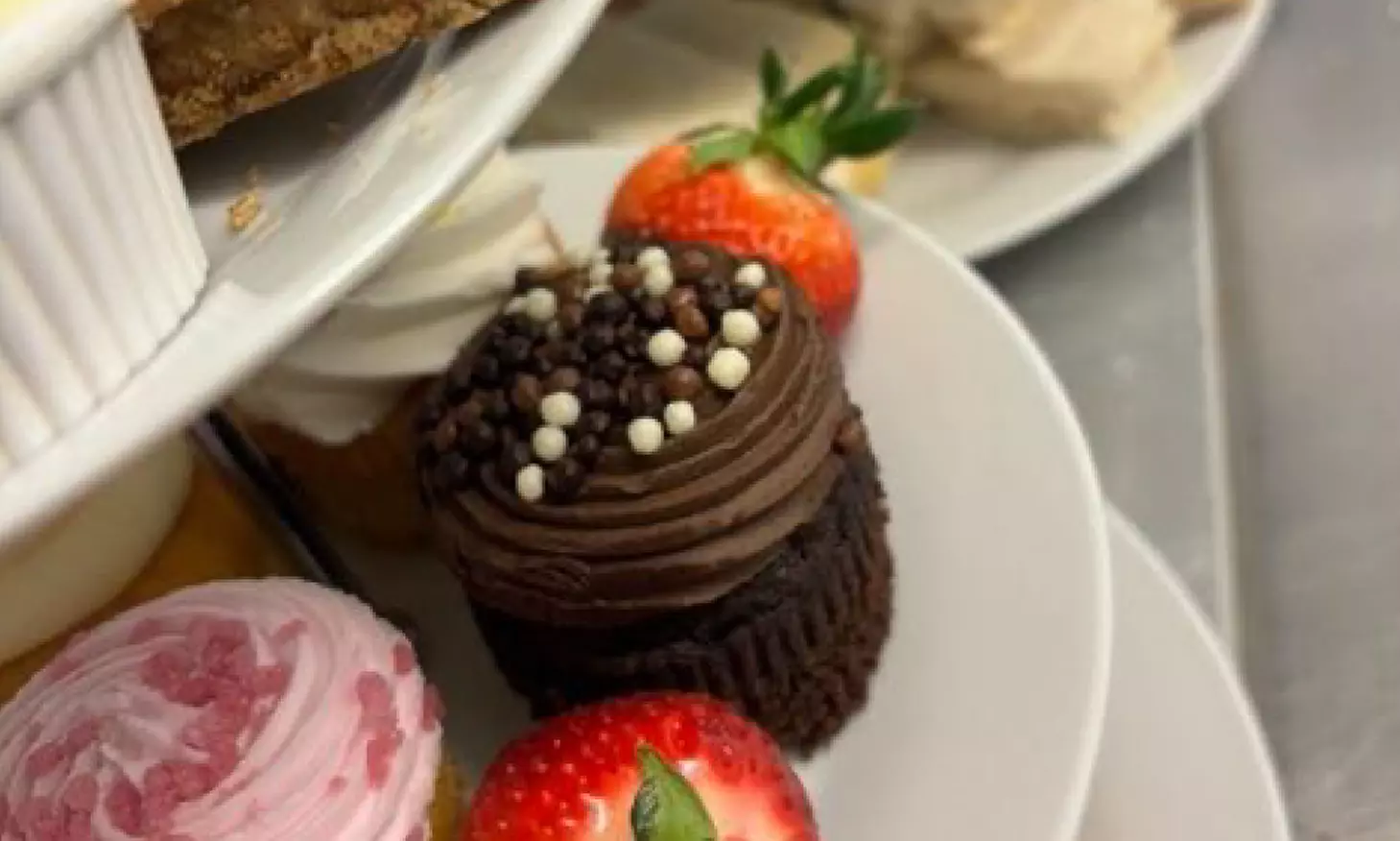 Afternoon Tea With Free Flowing Tea Or Prosecco (2 Hours) For 2 or 4