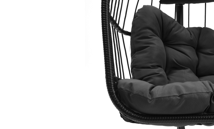 Image 42: Outdoor Cosy Rattan-Effect Hanging Egg Chair with Cushion