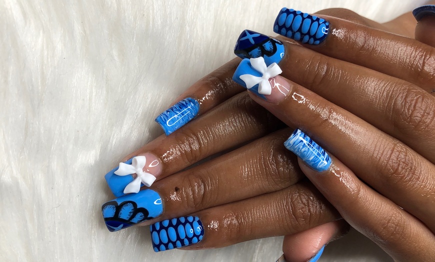 Image 3: Custom Freestyle Nail Sets in Short, Medium, or Long Lengths 