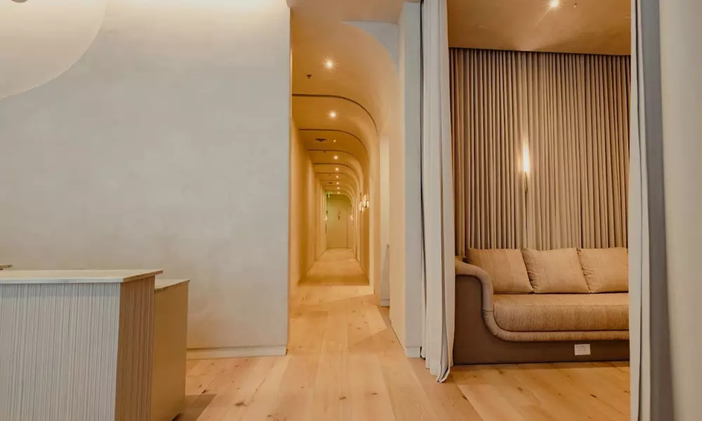 50- or 80-Min Choice of Massage and Optional Contrast Room Session