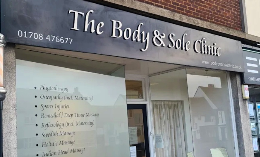 Image 2: Physiotherapy Session with Treatment & Optional Follow-Up