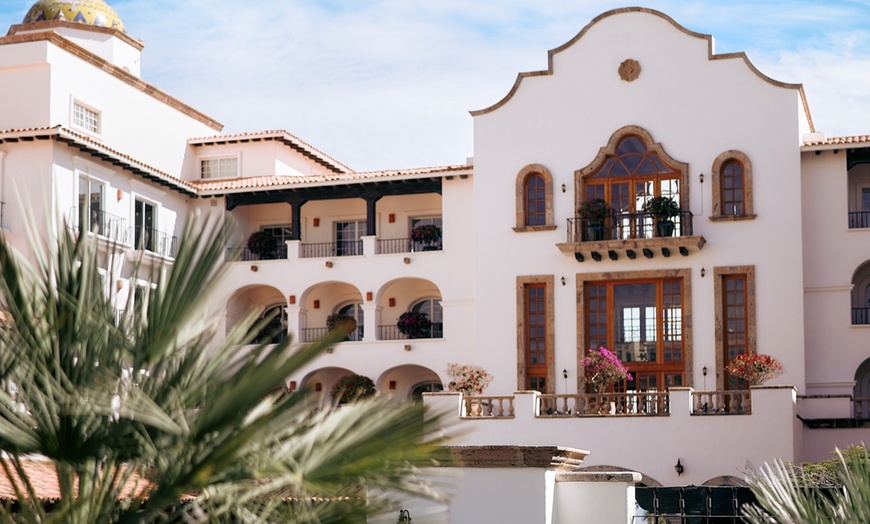 Image 19: Member Pricing: 5-Star Resort | All-Inclusive Dining & Spa Retreat