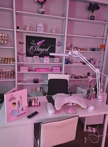 One Deluxe Manicure (Gel Polish, Sugar Scrub,  Hot Towel and Paraffin Glove Treatment) - Slayed Klaws