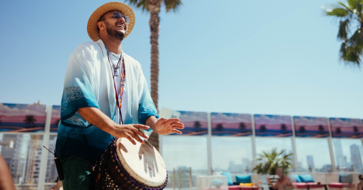Indulge In Soul Cali Brunch With Limitless Soft/House Beverages + Pool Indulge In Soul Cali Brunch With Limitless Soft/House Beverages + Pool