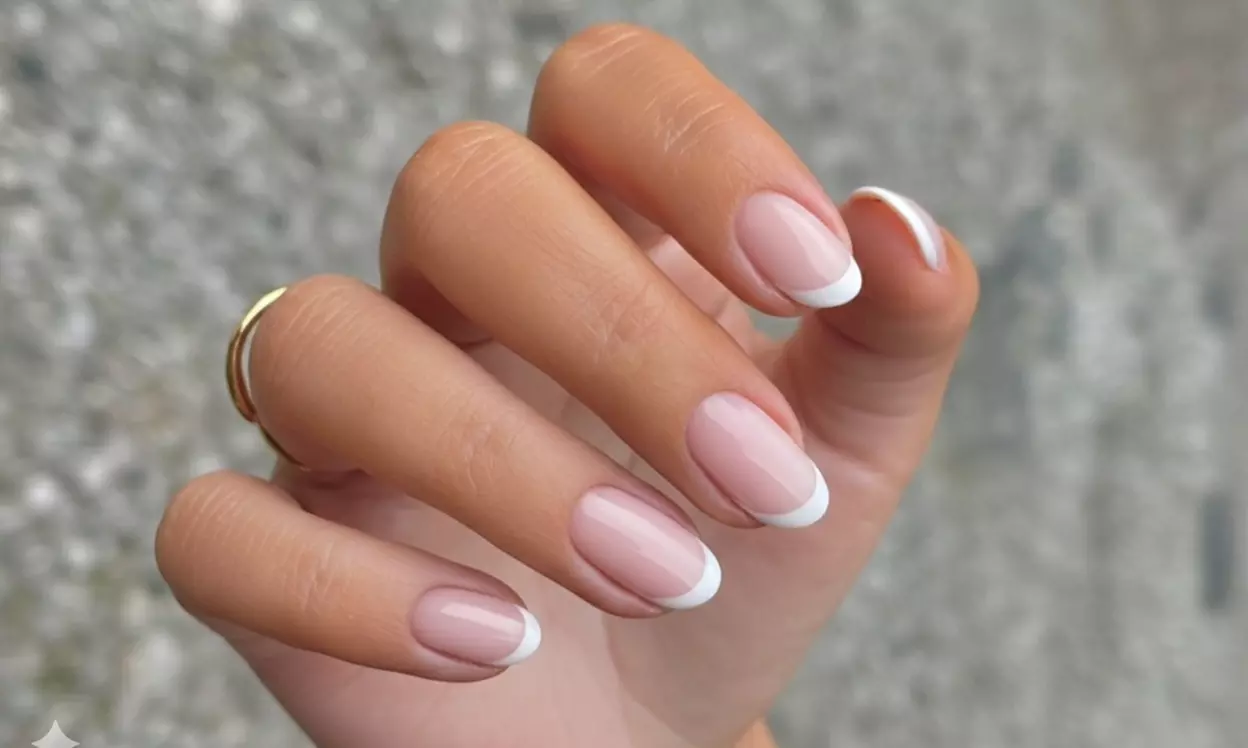 Sesión de manicura, pedicura exprés o primera puesta (gel o acrílico)