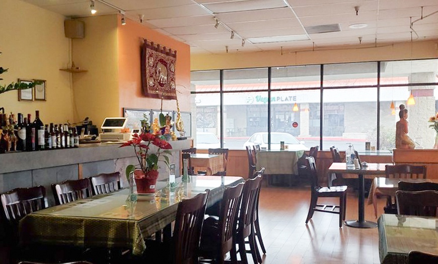 Image 3: $50 Voucher to Spend on Delicious Food and Drinks 