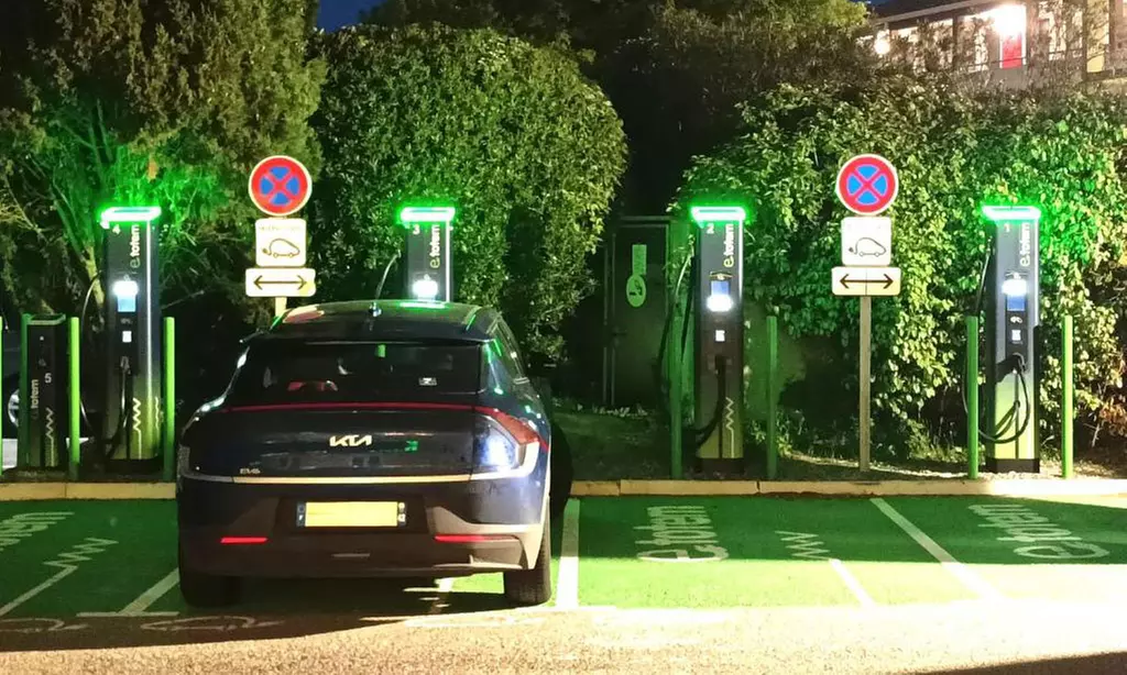 Proche Montpellier : chambre double avec petit-déjeuner en option